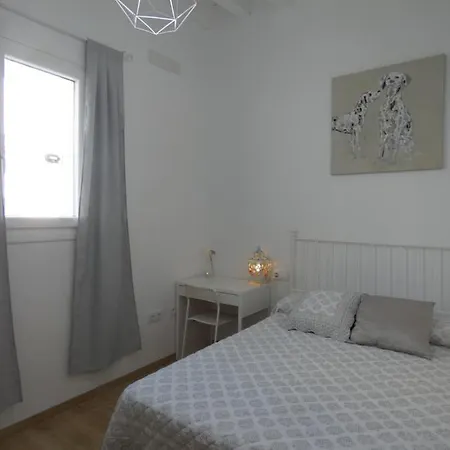 Caleta Apartment *